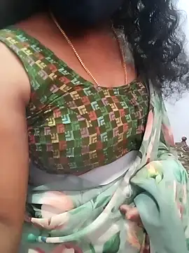 Snapshot of Manisha-Love chatting on 02-03-25, 03:31 Manisha-Love online show from 02-03-25, 03:31