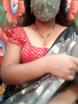 Snapshot of Manisha-Love chatting on 01-21-25, 04:21 Manisha-Love online show from 01-21-25, 04:21