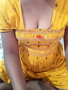 Snapshot of Manisha-Love chatting on 03-19-25, 03:52 Manisha-Love online show from 03-19-25, 03:52