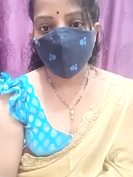Snapshot of Manisha-Love chatting on 10-08-25, 03:46 Manisha-Love online show from 10-08-25, 03:46