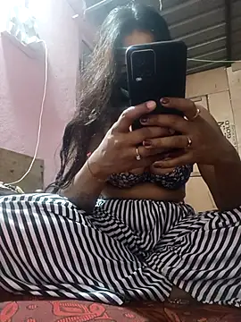 queensenorita online show from 03-10-25, 07:29