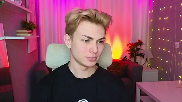 naughty evan online show from 03-06-25, 05:33