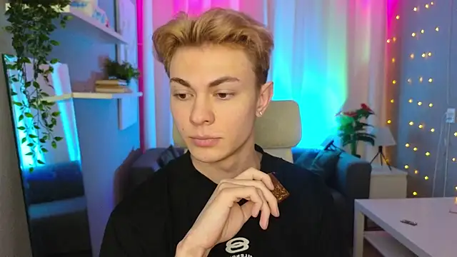 naughty evan online show from 03-06-25, 02:29