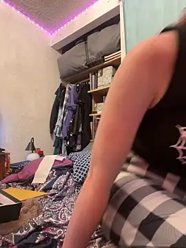 Nina-Chick777 online show from 05-14-26, 08:11