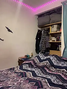 Nina-Chick777 online show from 10-19-25, 07:22