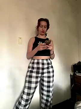 Nina-Chick777 online show from 09-11-25, 05:24