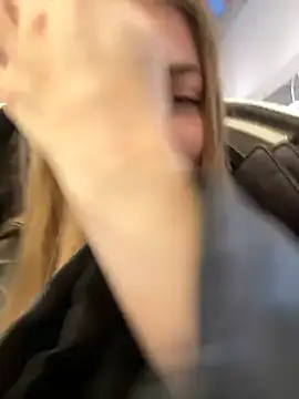 Sunny   Bunny online show from 12-20-25, 12:19