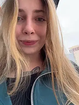 Sunny   Bunny online show from 05-03-26, 11:04