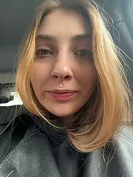 Sunny   Bunny online show from 02-10-26, 12:15