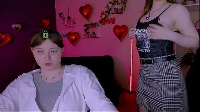 Snapshot of pure_radiance1 chatting on 02-15-26, 08:52 pure radiance1 online show from 02-15-26, 08:52