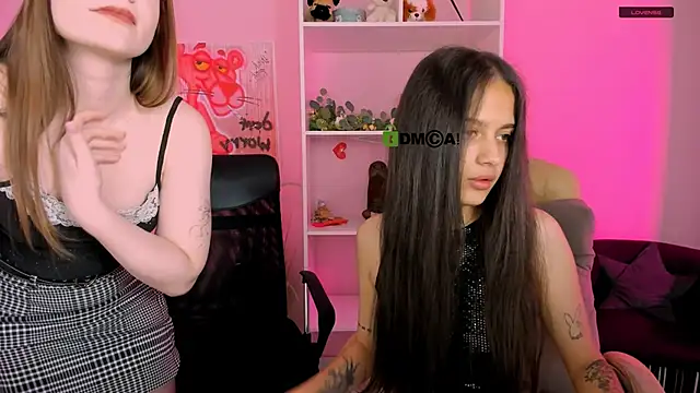 Snapshot of pure_radiance1 chatting on 09-26-25, 05:47 pure radiance1 online show from 09-26-25, 05:47