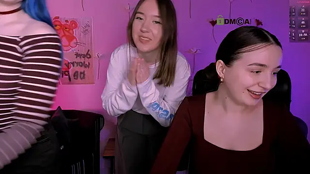 Snapshot of pure_radiance1 chatting on 03-01-26, 10:04 pure radiance1 online show from 03-01-26, 10:04