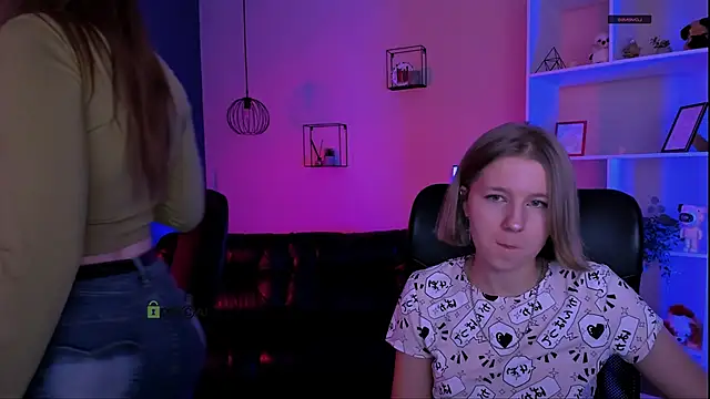 Snapshot of pure_radiance1 chatting on 02-10-26, 07:57 pure radiance1 online show from 02-10-26, 07:57