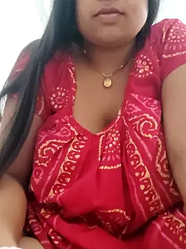 Snapshot of Priya_2222 chatting on 02-14-25, 08:05 Priya 2222 online show from 02-14-25, 08:05