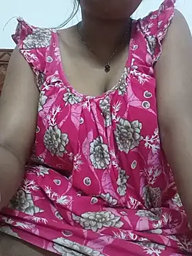 Snapshot of Priya_2222 chatting on 05-21-26, 08:17 Priya 2222 online show from 05-21-26, 08:17