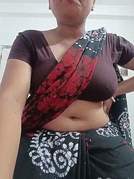 Snapshot of Priya_2222 chatting on 06-16-26, 07:14 Priya 2222 online show from 06-16-26, 07:14