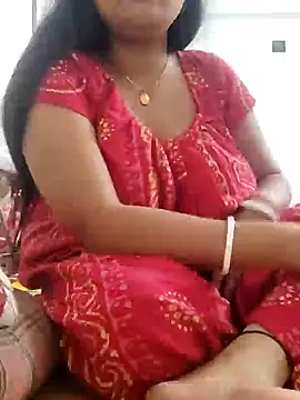 Snapshot of Priya_2222 chatting on 02-05-25, 06:04 Priya 2222 online show from 02-05-25, 06:04