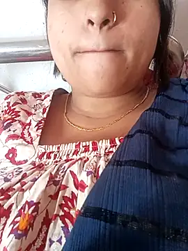 Snapshot of Priya_2222 chatting on 03-16-25, 07:26 Priya 2222 online show from 03-16-25, 07:26