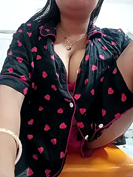 Snapshot of Priya_2222 chatting on 04-28-26, 06:34 Priya 2222 online show from 04-28-26, 06:34