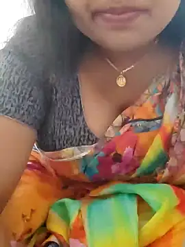 Snapshot of Priya_2222 chatting on 01-21-25, 03:54 Priya 2222 online show from 01-21-25, 03:54