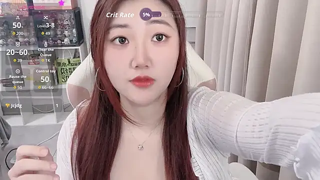 Stars Elyn online show from 02-10-26, 12:15