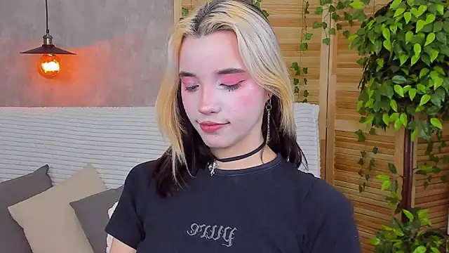 Snapshot of as1an_girlfriend chatting on 01-28-25, 07:43 as1an girlfriend online show from 01-28-25, 07:43