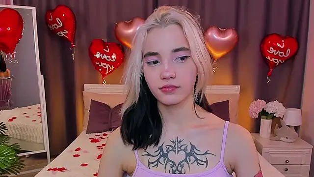 Snapshot of as1an_girlfriend chatting on 02-18-25, 01:22 as1an girlfriend online show from 02-18-25, 01:22