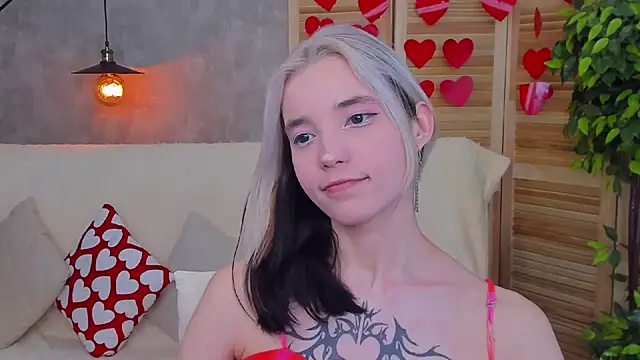 Snapshot of as1an_girlfriend chatting on 02-16-25, 07:15 as1an girlfriend online show from 02-16-25, 07:15