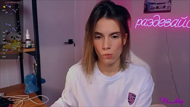  ni kiss online show from 09-19-25, 06:56