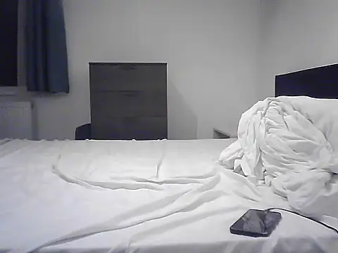 Iulianmarius12 online show from 11-08-25, 09:51