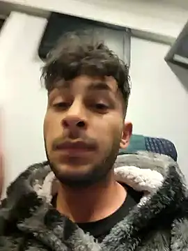 Iulianmarius12 online show from 03-18-25, 09:53