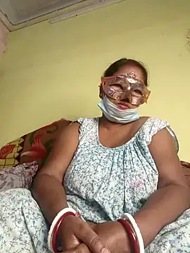 Snapshot of tinabhabhi chatting on 02-18-25, 09:43 tinabhabhi online show from 02-18-25, 09:43
