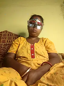 Snapshot of tinabhabhi chatting on 06-30-26, 10:15 tinabhabhi online show from 06-30-26, 10:15