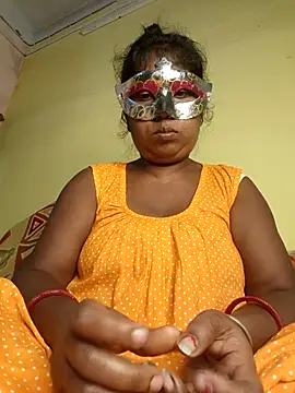 Snapshot of tinabhabhi chatting on 06-15-26, 10:26 tinabhabhi online show from 06-15-26, 10:26