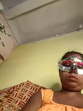 Snapshot of tinabhabhi chatting on 06-17-26, 11:09 tinabhabhi online show from 06-17-26, 11:09