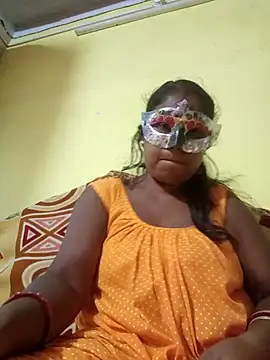 Snapshot of tinabhabhi chatting on 07-05-26, 10:33 tinabhabhi online show from 07-05-26, 10:33