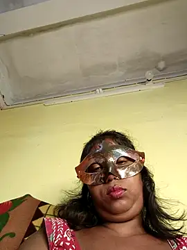 Snapshot of tinabhabhi chatting on 09-23-25, 09:49 tinabhabhi online show from 09-23-25, 09:49