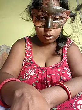Snapshot of tinabhabhi chatting on 10-10-25, 11:00 tinabhabhi online show from 10-10-25, 11:00