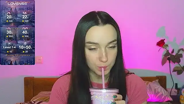 Snapshot of Wild_Sophie_ chatting on 12-21-24, 04:03 Wild Sophie online show from 12-21-24, 04:03