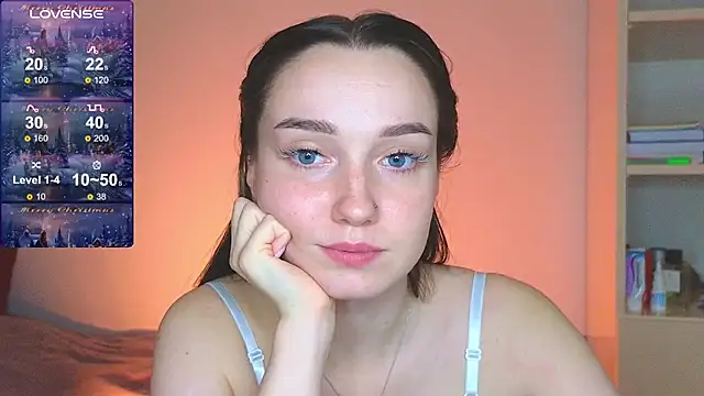 Snapshot of Wild_Sophie_ chatting on 01-20-25, 08:07 Wild Sophie online show from 01-20-25, 08:07