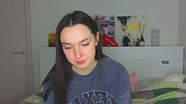 Snapshot of Wild_Sophie_ chatting on 01-03-25, 08:54 Wild Sophie online show from 01-03-25, 08:54