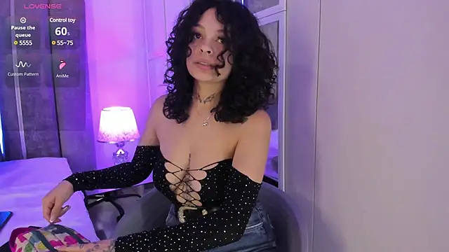 Snapshot of KatherineGomez chatting on 03-22-25, 02:59 KatherineGomez online show from 03-22-25, 02:59