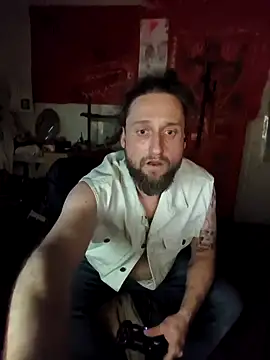 Ozomitro online show from 12-04-25, 03:11