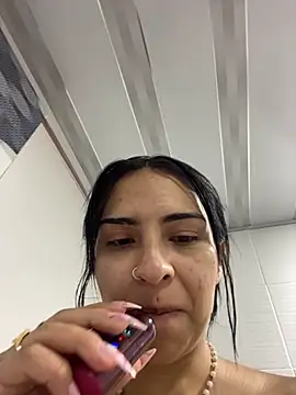 Hilary pinkk online show from 11-05-25, 07:39