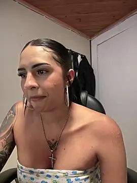 Hilary pinkk online show from 09-27-25, 03:23