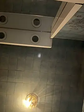 Hilary pinkk online show from 04-03-26, 03:02