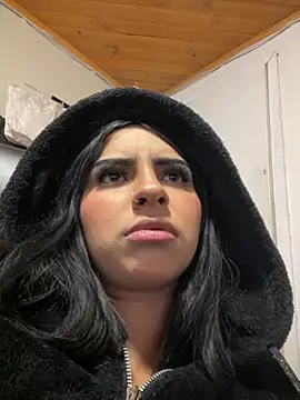 Hilary pinkk online show from 10-28-25, 01:28