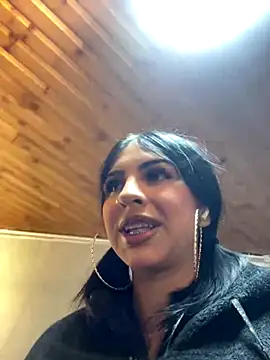 Hilary pinkk online show from 10-03-25, 03:09