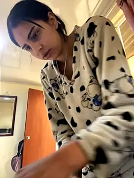 Hilary pinkk online show from 09-22-25, 06:58