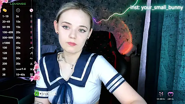 Snapshot of Your_small_bunny chatting on 06-14-26, 02:08 Your small bunny online show from 06-14-26, 02:08